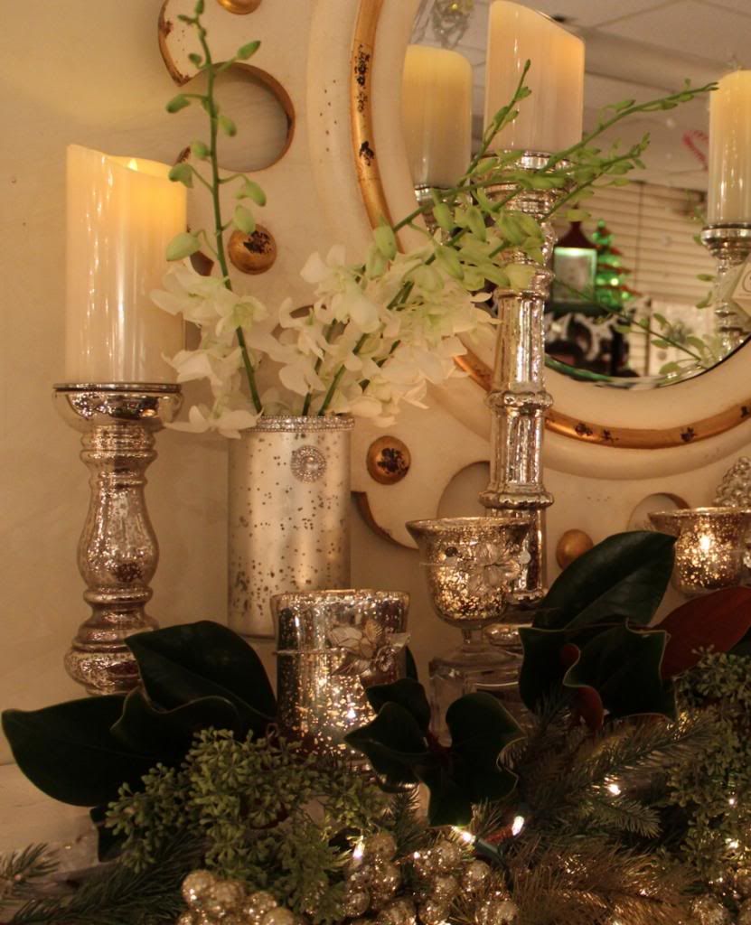 Colonial Designs * Holiday Decor * Lou What Wear