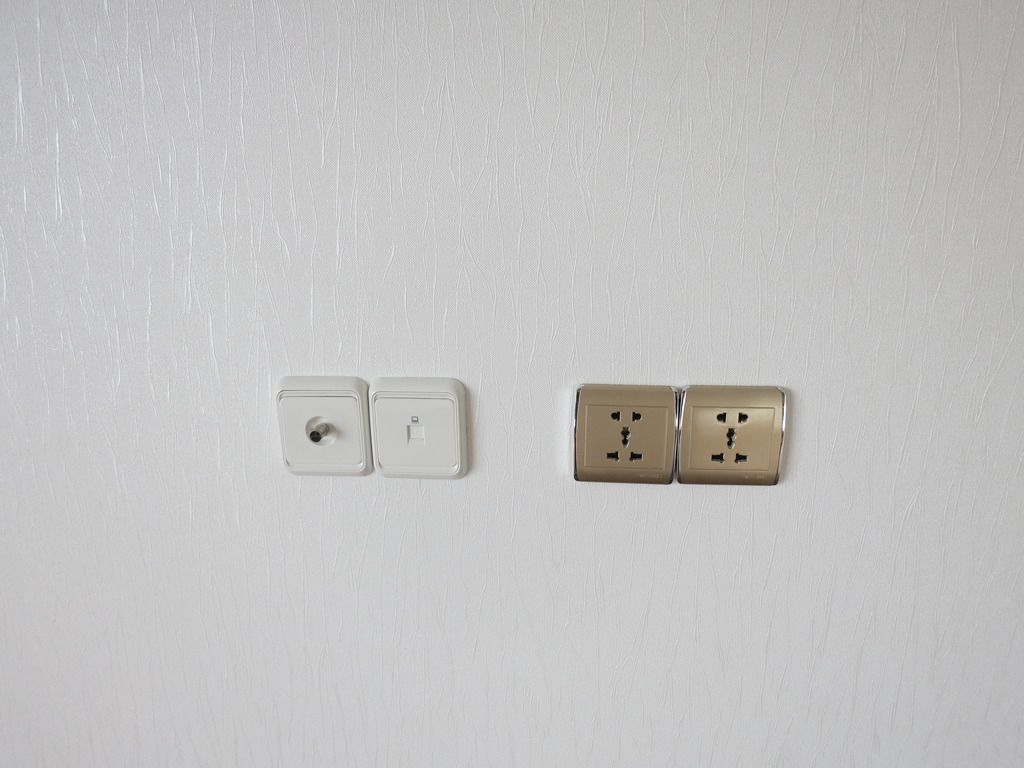 Bedroom%20TV_zpsfyrt4esc.jpg
